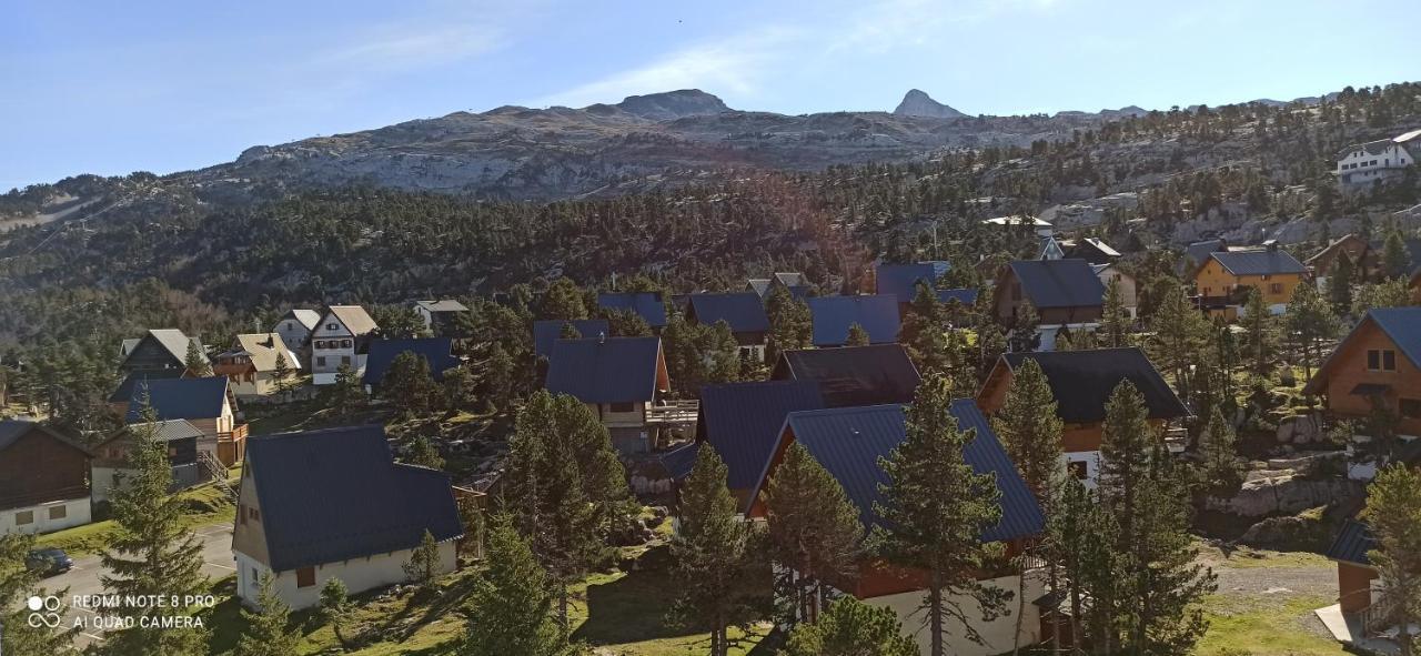 Studio Loubat Pyrenee, Menage Inclus Arette Luaran gambar