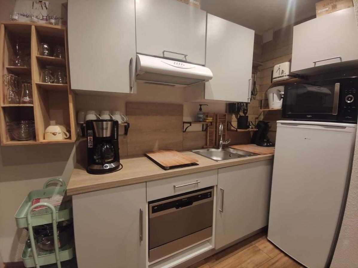 Studio Loubat Pyrenee, Menage Inclus Arette Luaran gambar